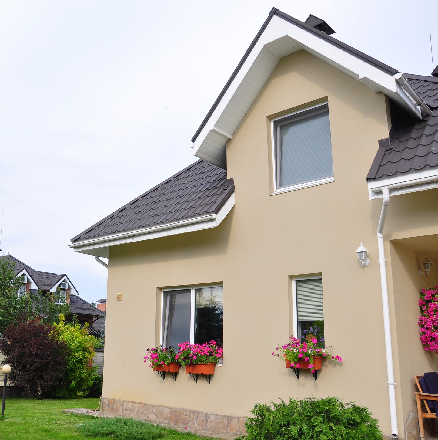 Silikonharz Fassadenfarbe, Cookie Beige, - Abperleffekt